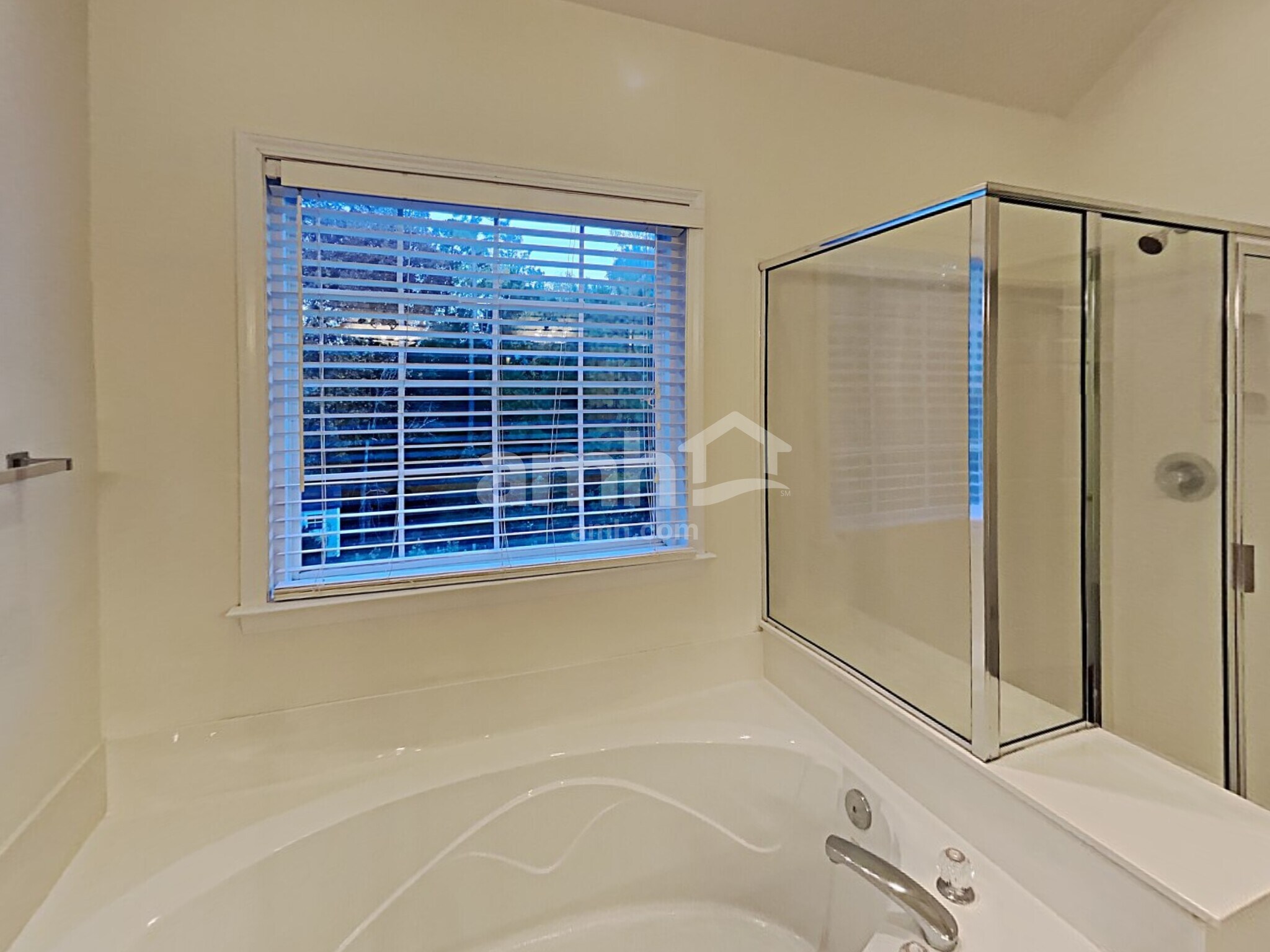 Building Photo - 4141 Autumn Cove Dr