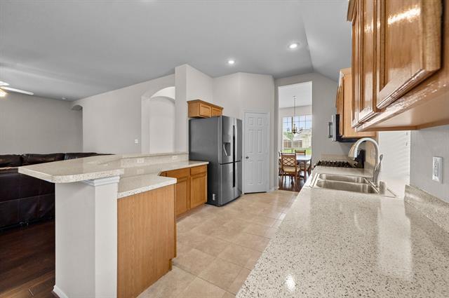 Building Photo - 3205 Hamlett Ln