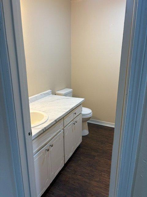 Building Photo - 1814 Meadowgreen Dr