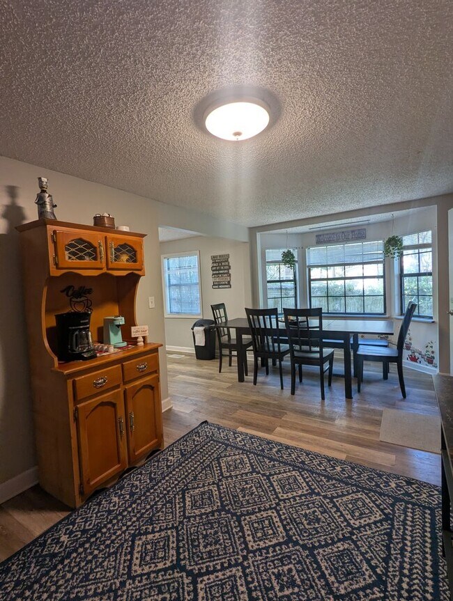Building Photo - Lakefront Living on Little Lake Geneva – Main Home + Private In-Law Suite!