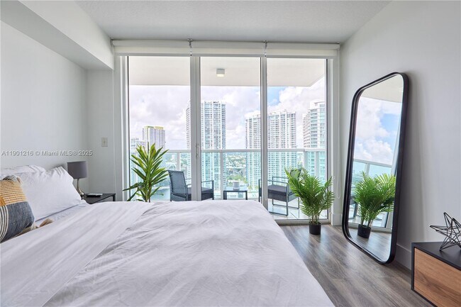 Building Photo - 31 SE 5th St