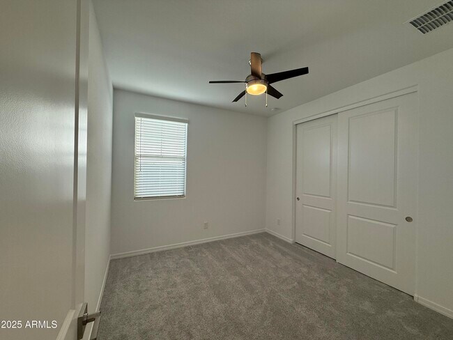 Building Photo - 10155 W Columbus Ave