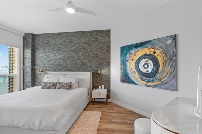 Building Photo - 16711 Collins Ave