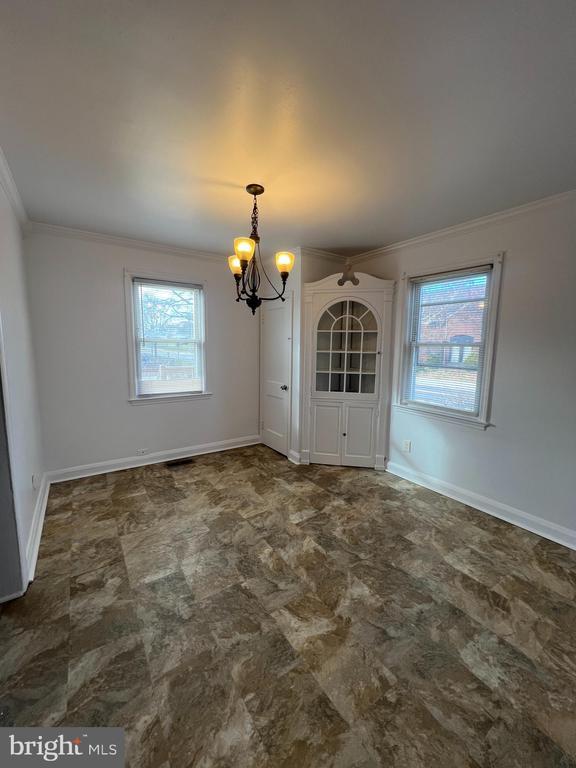 Building Photo - 2900 Cornwall Rd