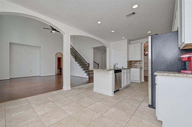 Building Photo - 71 N Rocky Point Cir