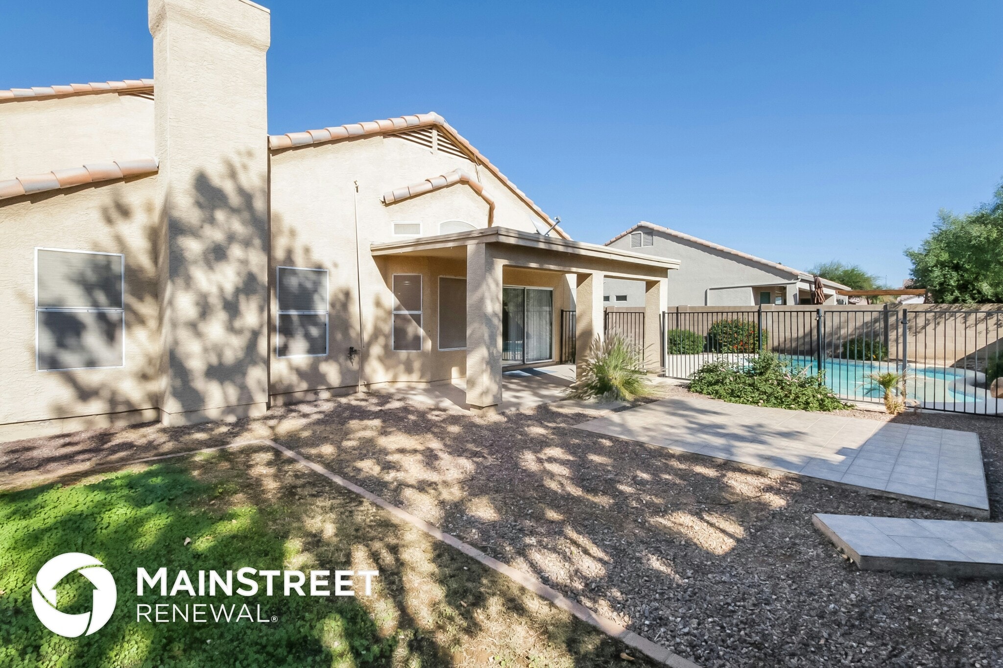 Building Photo - 9547 E Impala Ave