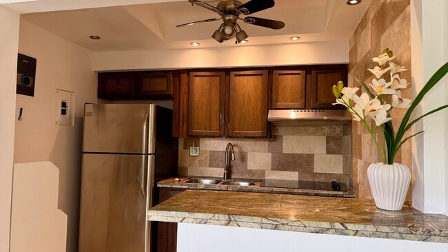 Building Photo - 2646 Polk St