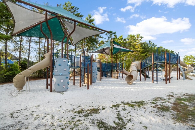 Building Photo - 169 Windchime Way