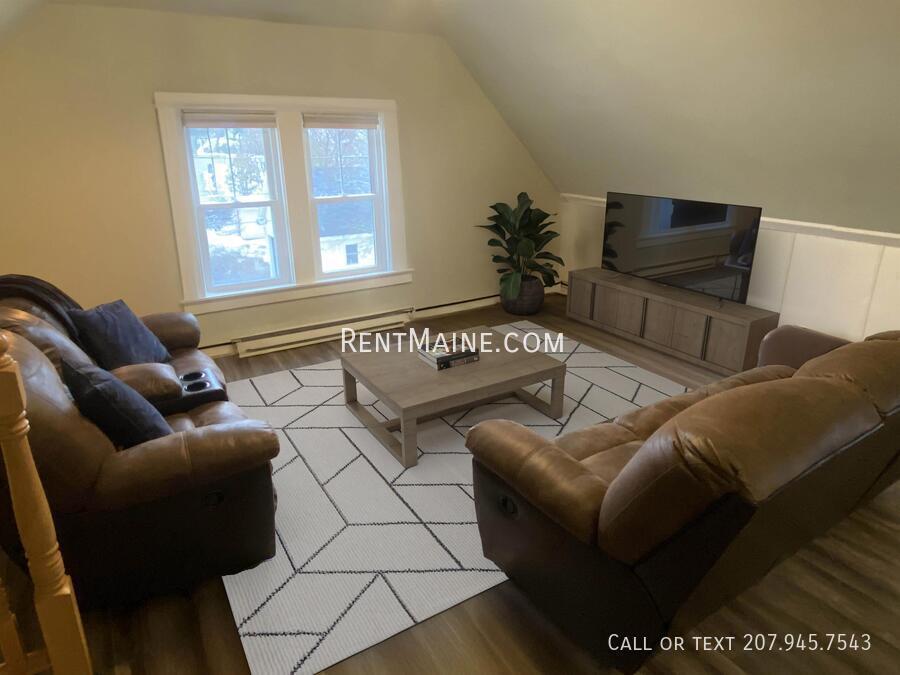 Building Photo - 94 Otis St