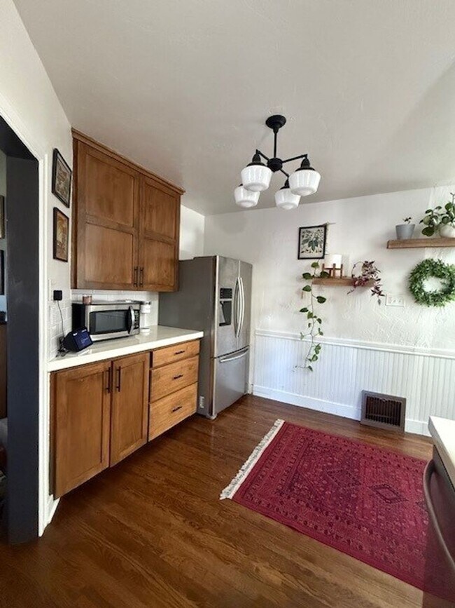 Building Photo - Beautiful 4 Bedroom Home