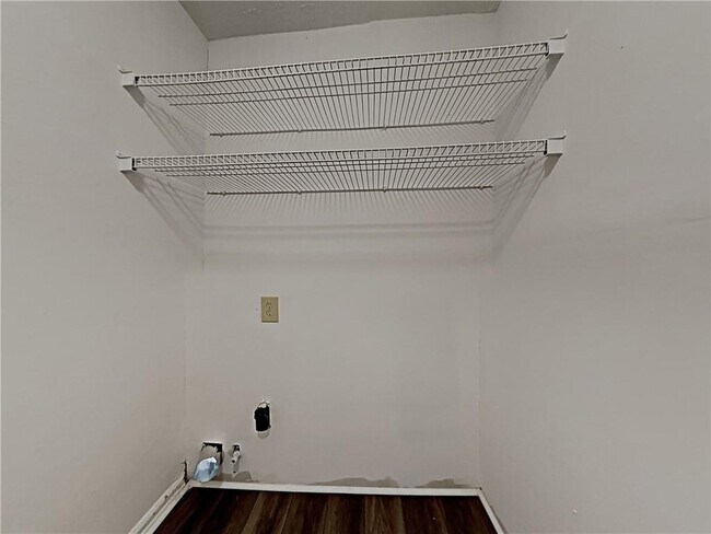 Building Photo - 968 Country Oaks Ct