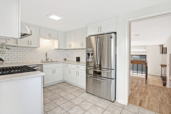 Building Photo - 1138 20th St