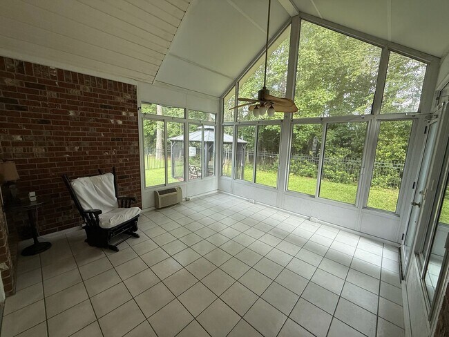 Building Photo - Beautifully Updated 4-Bedroom Home in Pooler, GA