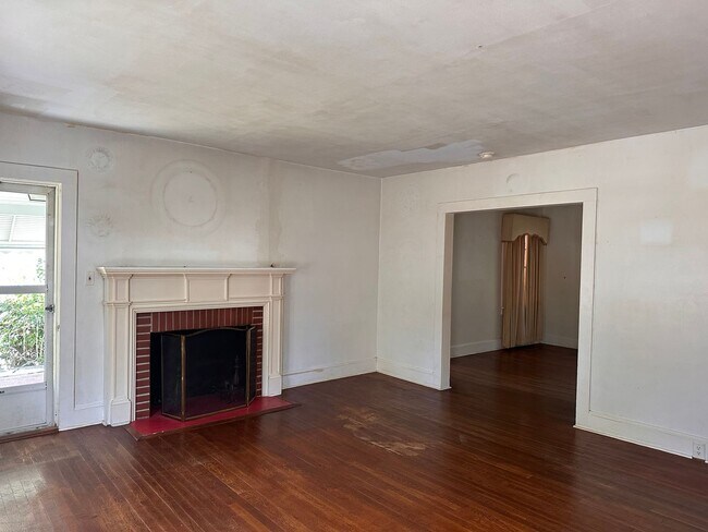 Building Photo - RENTAL HOME 2BD/1BTH