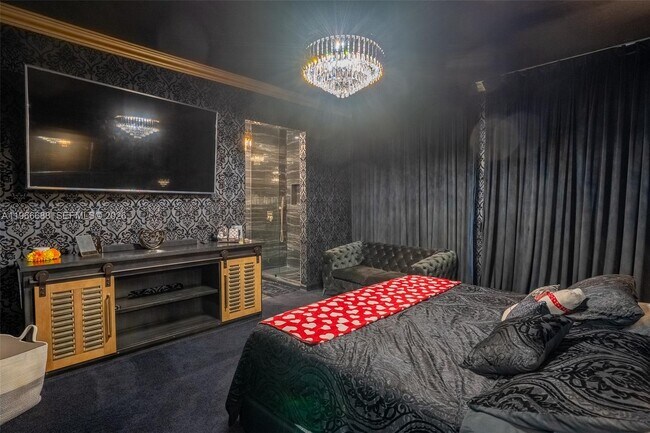 Building Photo - 7875 NW 110th Dr