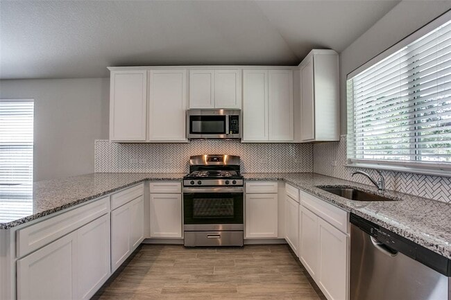 Building Photo - 2800 Joe Dimaggio Blvd