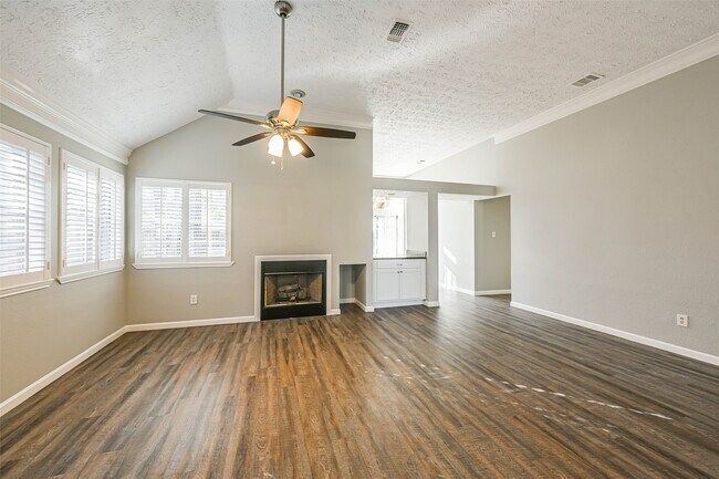 Building Photo - 5507 Village Springs Dr