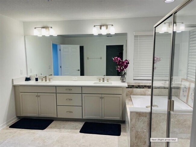 Building Photo - 11128 Sundrift Dr