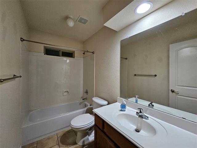 Building Photo - 421 Sheri Ln