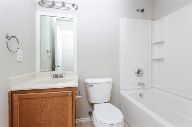 Building Photo - 9013 Cheswick Dr