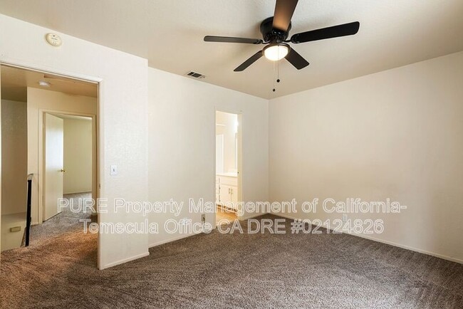 Building Photo - 28940 Calle Del Lago