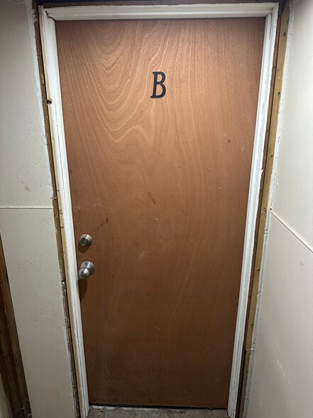 Building Photo - 1445 Lacey St