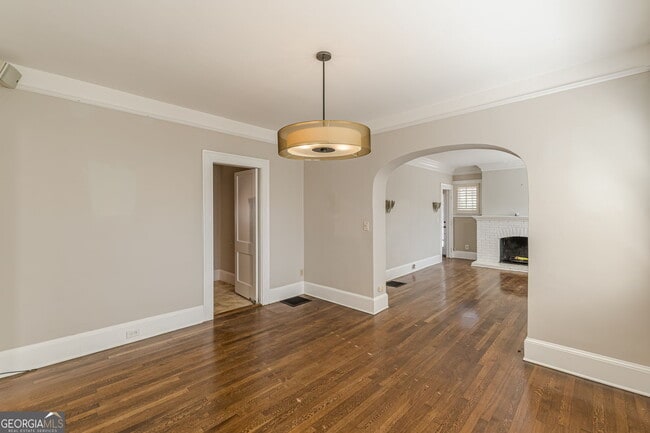 Building Photo - 1957 Walker Ave