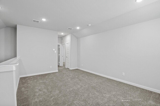 Building Photo - 1111 Birchwood Ln