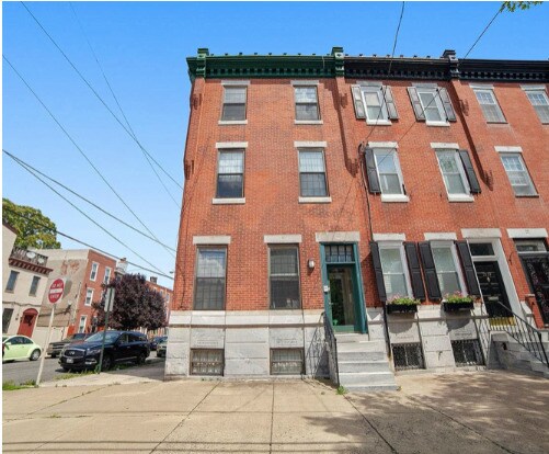 Building Photo - 1517 E Moyamensing Ave