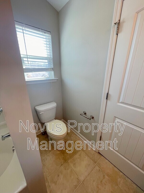 Building Photo - 149 High Point Way