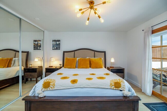 Building Photo - 54200 Avenida Madero