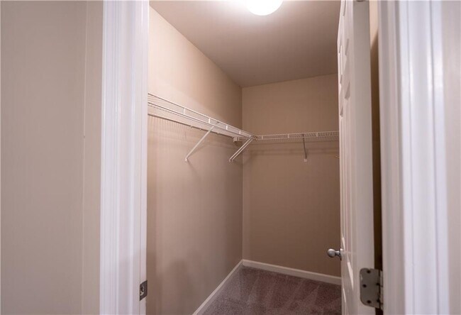 Building Photo - 1188 Ira St SW