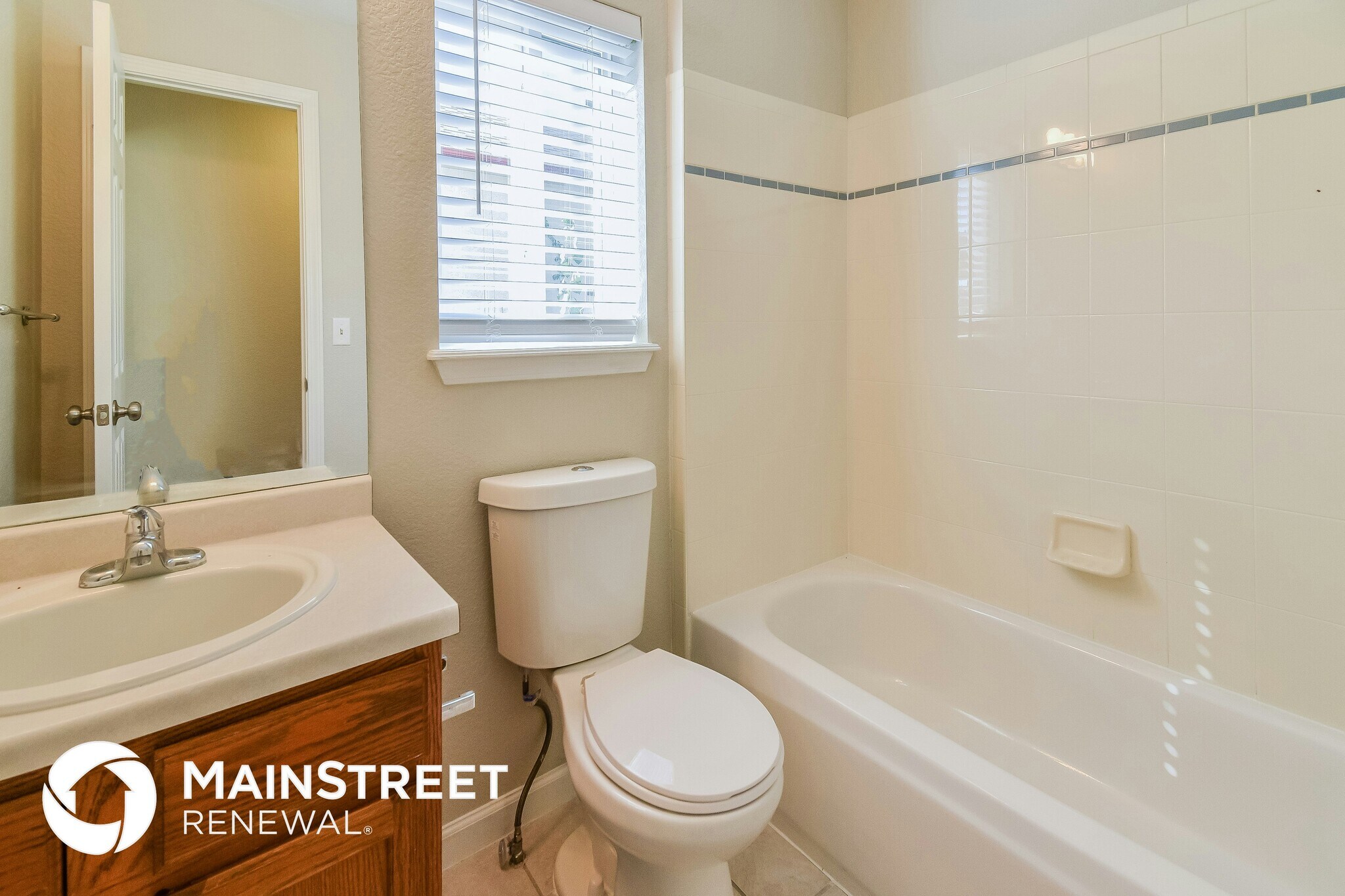 Building Photo - 1650 Leyburn Dr