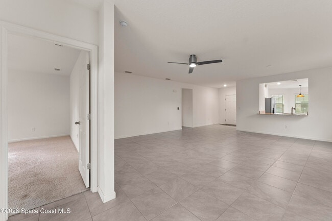 Building Photo - 7349 Tourmaline Dr