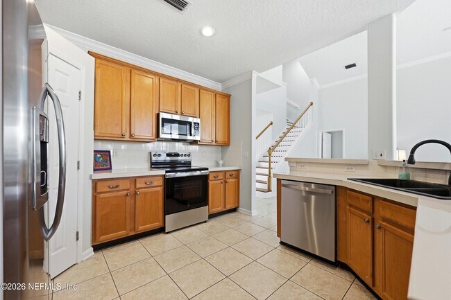 Building Photo - 821 Bonaire Cir