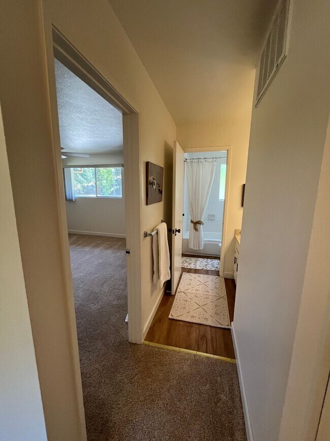 Building Photo - Charming 2-Story Condo on Greenbelt-$500 O...