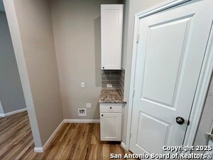 Building Photo - 3719 Newton Bay