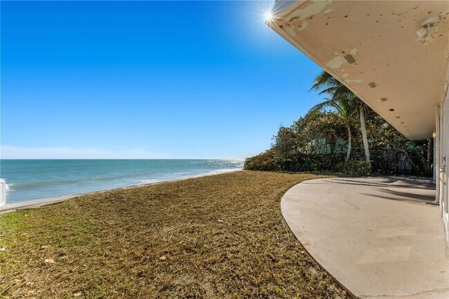 Building Photo - 9556 Doubloon Dr