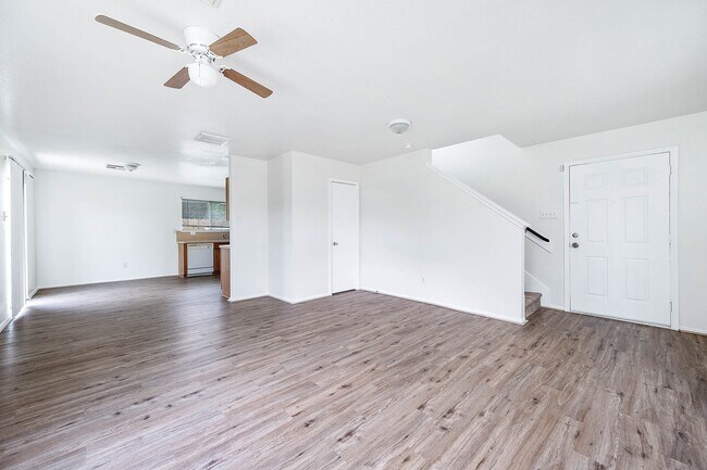 Building Photo - 4114 Heritagestone Dr