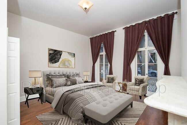 Building Photo - 347 Hudson Ave