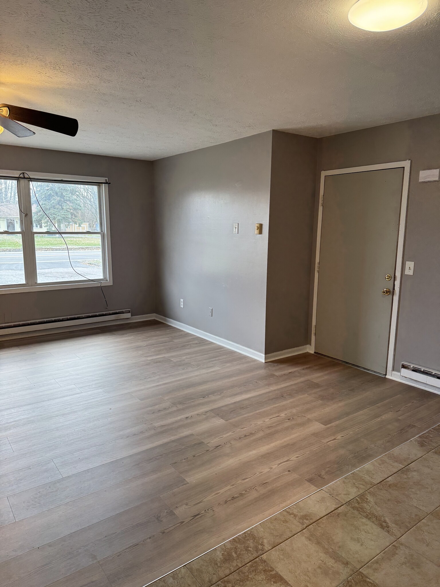 Building Photo - 5084 North Rd