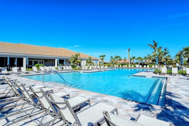 Building Photo - 19365 Rizzuto St