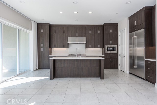 Building Photo - 181 Buckeye