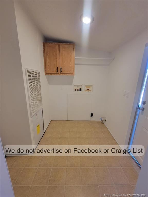 Building Photo - 910 Blue Rd