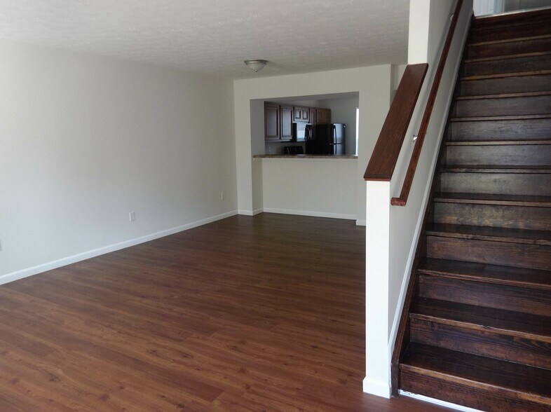 Building Photo - 4190 Otter Creek Dr