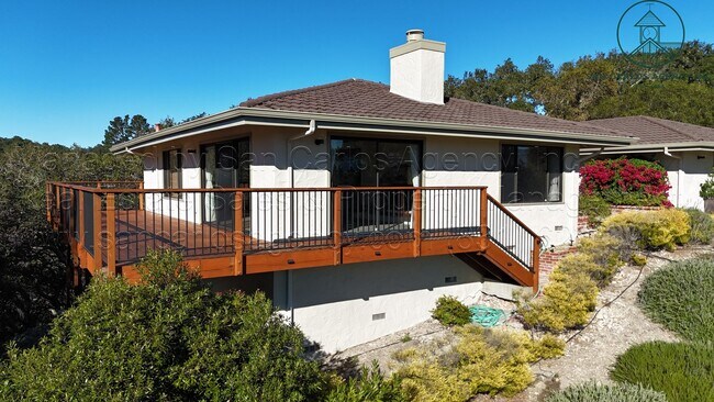 Building Photo - Impeccable Laureles Grade Estate Property with Valley Views