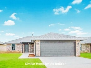 Building Photo - 1529 Highland Loop