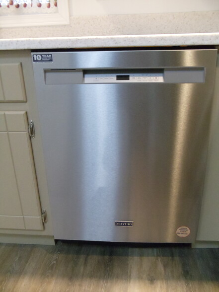 new dishwasher - 376 Miller St