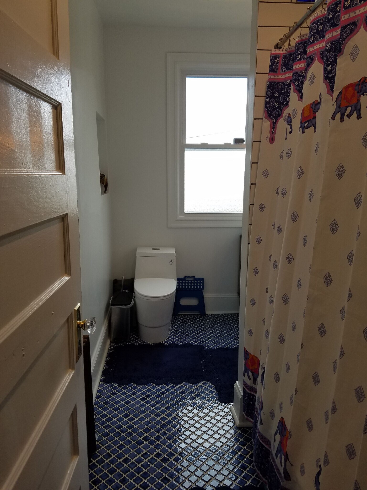 Upstairs Bathroom - 4530 9th St NW
