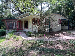Building Photo - 411 NW 26th St